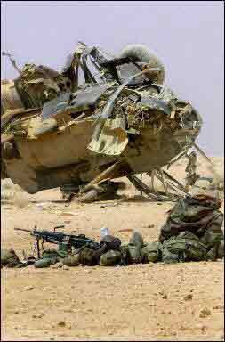 Helicóptero yanqui derribado por la resistencia iraqui...
